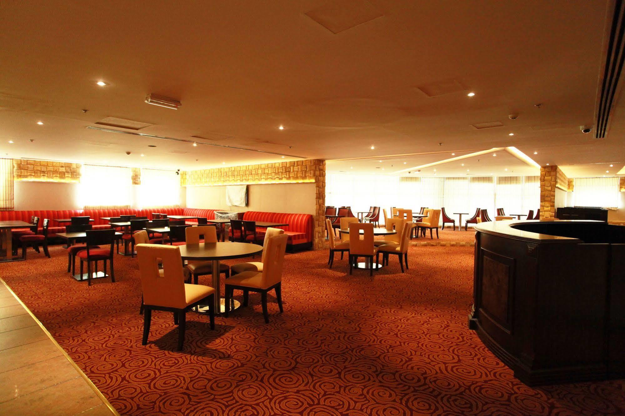 Golden Ocean Hotel Doha Eksteriør bilde