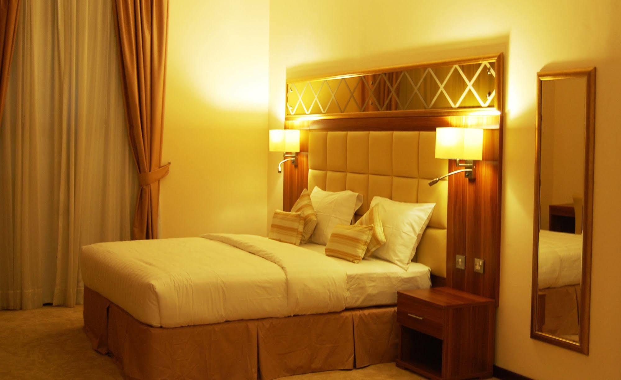 Golden Ocean Hotel Doha Eksteriør bilde