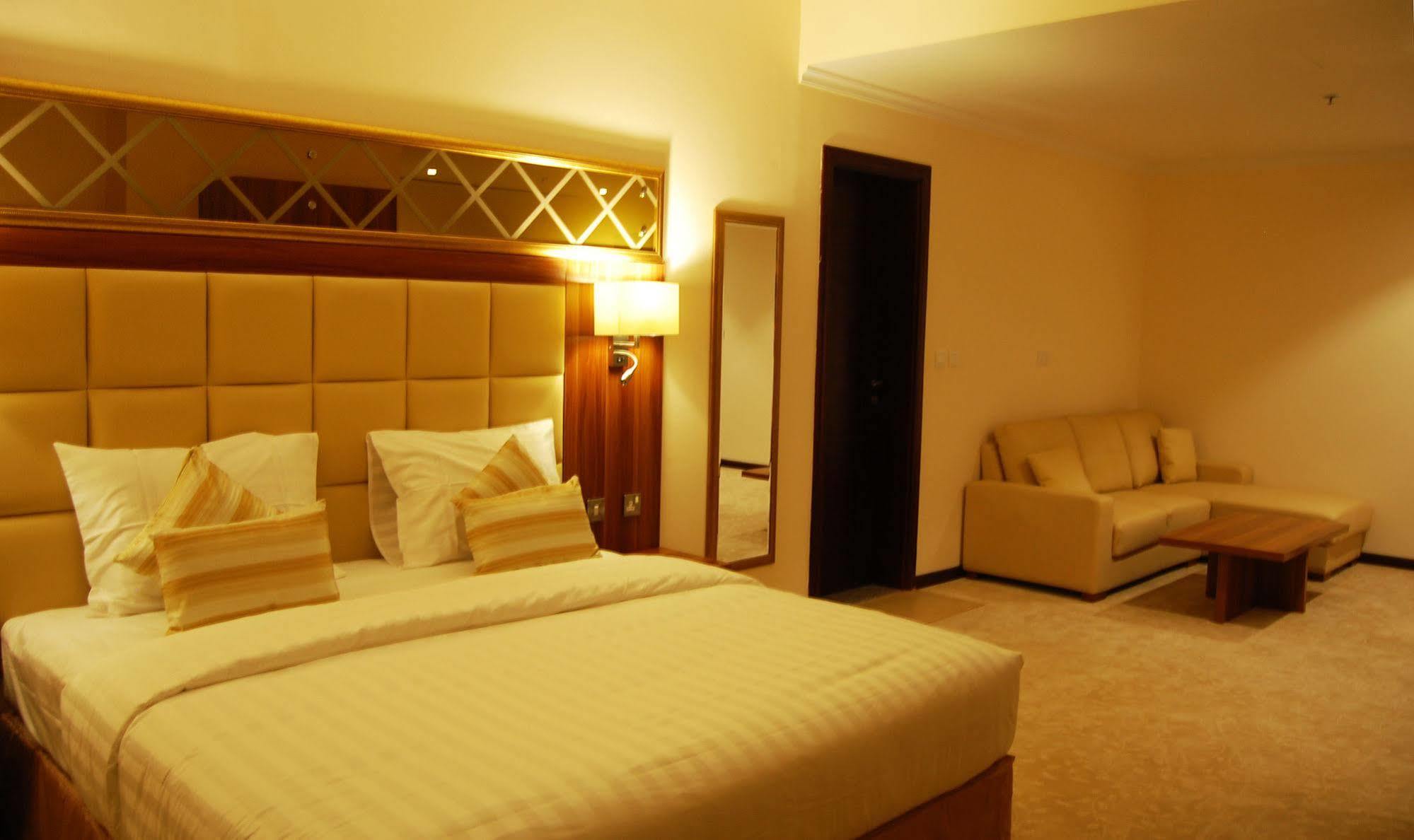 Golden Ocean Hotel Doha Eksteriør bilde